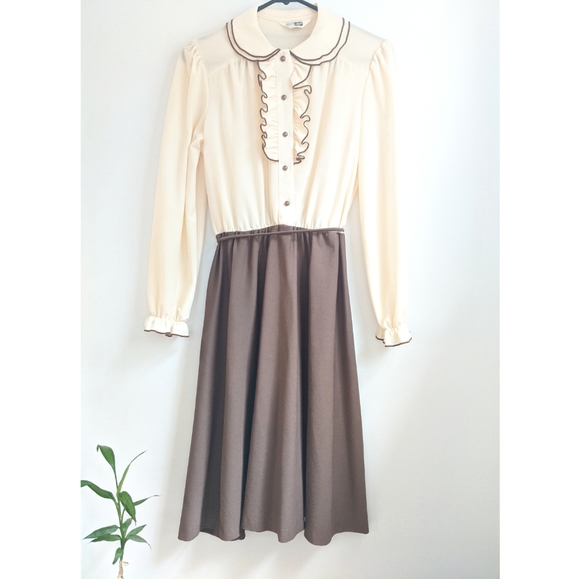 Vintage Dresses & Skirts - Vtg 70s/80s Brown/Cream Frilled Ruffled Boho Dress